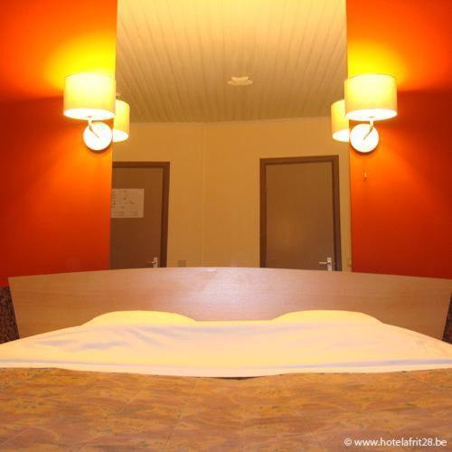 Afrit 28 Hotel Heusden-Zolder Ngoại thất bức ảnh